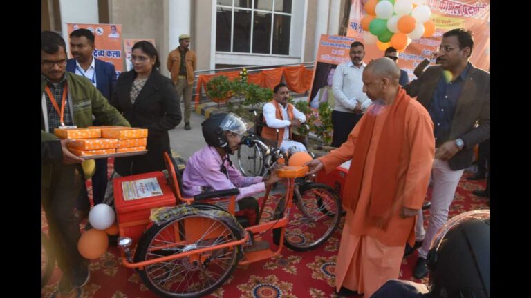 *दिव्यांगजनों के सशक्तिकरण को कटिबद्ध योगी सरकार, मोटराइज्ड ट्राईसाइकिल वितरण पर विशेष जोर*