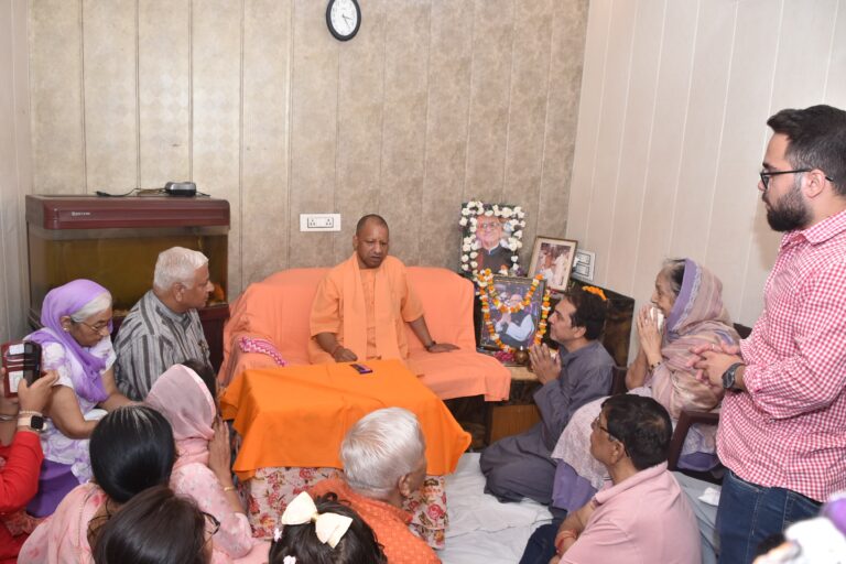 सीएम योगी की हरित पहल, औद्योगिक प्रतिष्ठानों ने निभाई पर्यावरण संरक्षण के प्रति प्रतिबद्धता