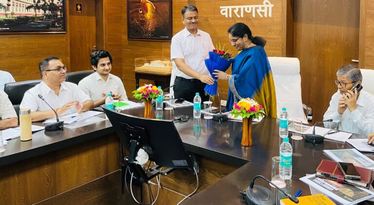 केंद्रीय पर्यटन सचिव की अध्यक्षता में वाराणसी को पर्यटन के दृष्टिकोण से विकसित करने के लिए बैठक आहूत
