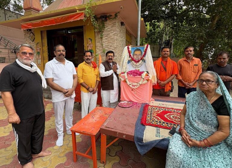 पूर्व शिक्षा राज्य मंत्री व गोवर्धन पूजा समिति के पूर्व संरक्षक की मनाई गई पुण्यतिथि