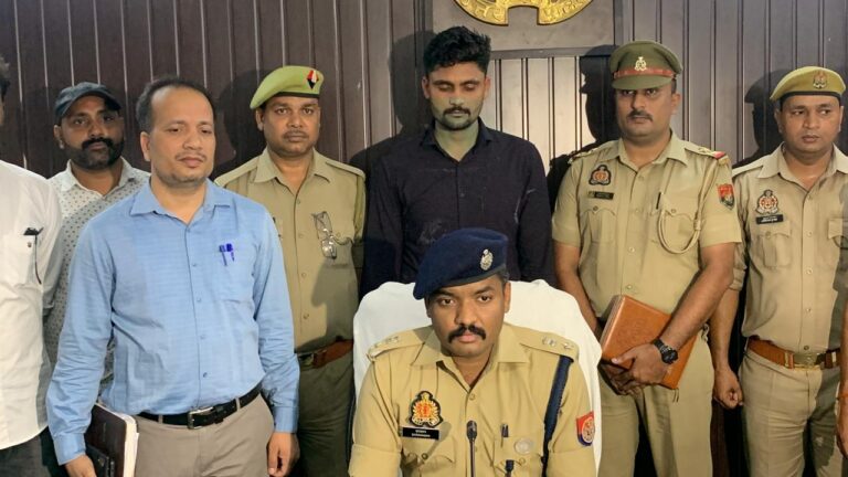 पुलिस आयुक्त पीआरओ ठगी मामले में पुलिस का खुलासा  सोशल  मीडिया पर वरदी वाला फोटो डालने वाले पुलिसकर्मी हो जाये सावधान, उनके फोटो पर  साइबर अपराधियों की है नजर 