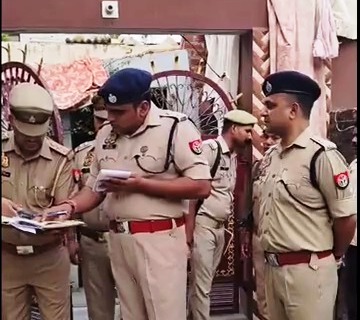 किराए के मकान में खून से लथपथ मिला सिपाही का शव, पत्नी-बेटी लापता, एसएसपी बरेली और एसपी सिटी बरेली मौके पर पहुंचे,