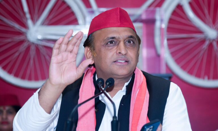 सपा मुखिया अखिलेश यादव ने यूपी बीजेपी अध्यक्ष की नियुक्ति को लेकर बोला हमला