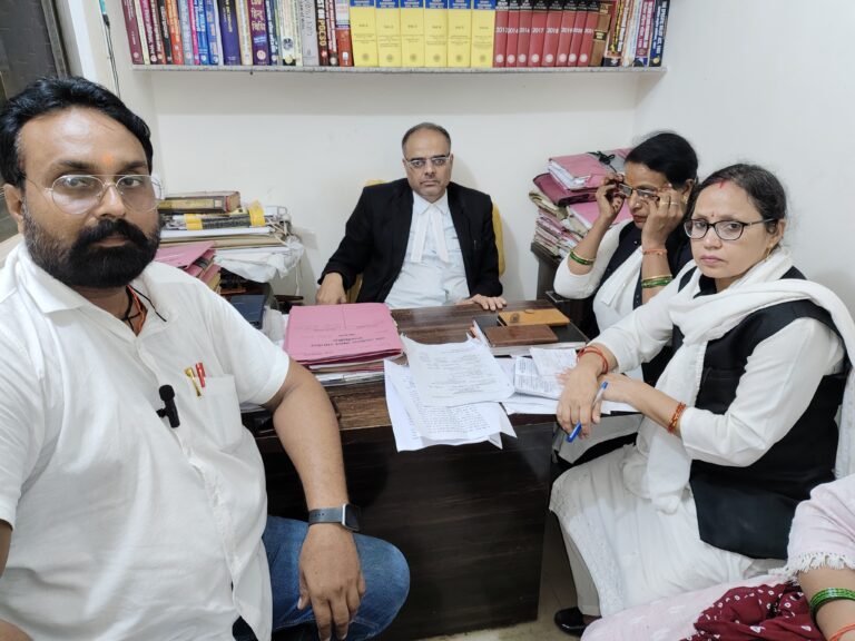 दरोगा के प्रताड़ना से परेशान होकर पीड़ित ने DIG को दिया प्रार्थना पत्र।।