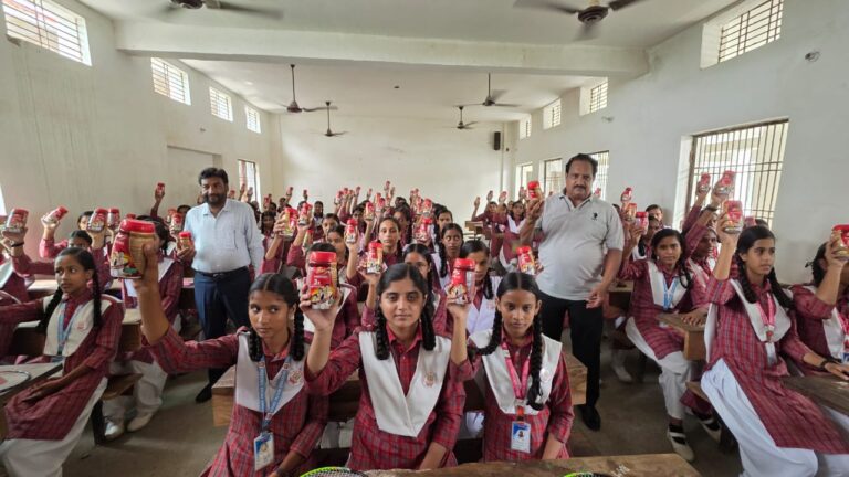 प्रतिरोधक क्षमता बढ़ाने वाले डाबर च्यवनप्राश के साथ करें मानसून का स्वागत