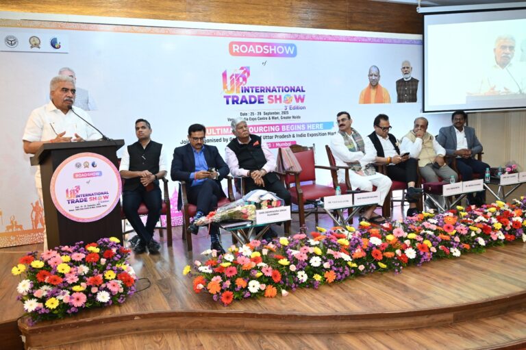 मुंबई में यूपी सरकार का मेगा रोडशो, योगी सरकार ने उद्योग जगत को दिया यूपीआईटीएस 2025 का आमंत्रण
