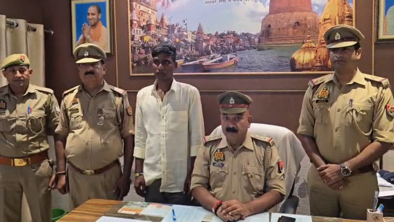 06 साल से फरार 25 हजार का इनामी अपराधी गिरफ्तार