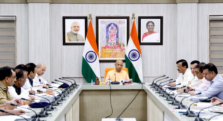 यूपी इलेक्ट्रॉनिक्स मैन्युफैक्चरिंग को मिलेगी नई उड़ान, योगी कैबिनेट ने लिया ऐतिहासिक फैसला