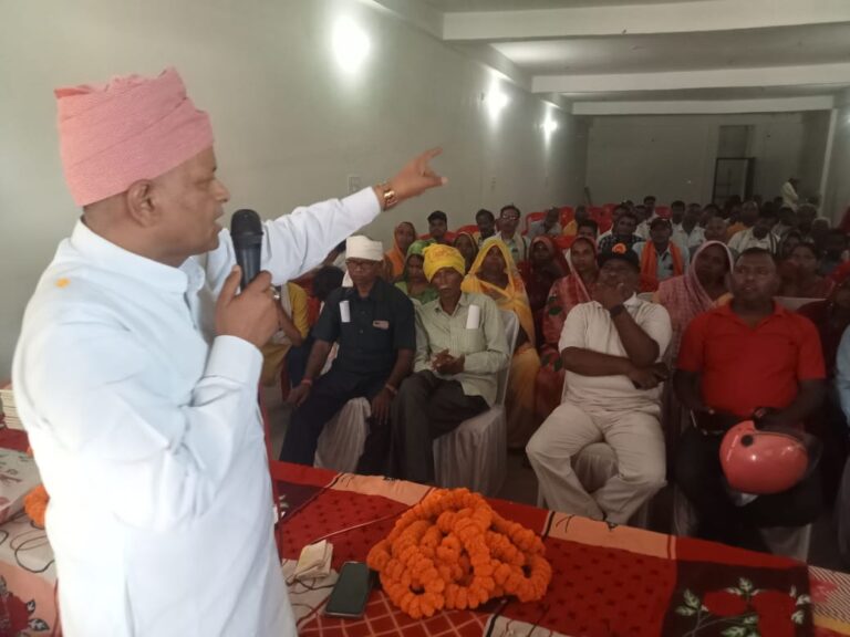 अखिल भारतवर्षीय गोंड महासभा जनपद वाराणसी के नवनियुक्त पदाधिकारियो का शपथ ग्रहण