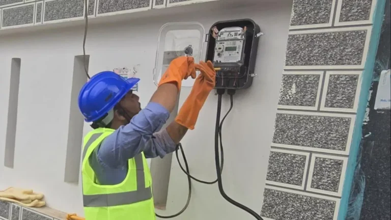 वाराणसी में स्मार्ट मीटर चेक अभियान से उपभोक्ताओं में भरोसा बढ़ा