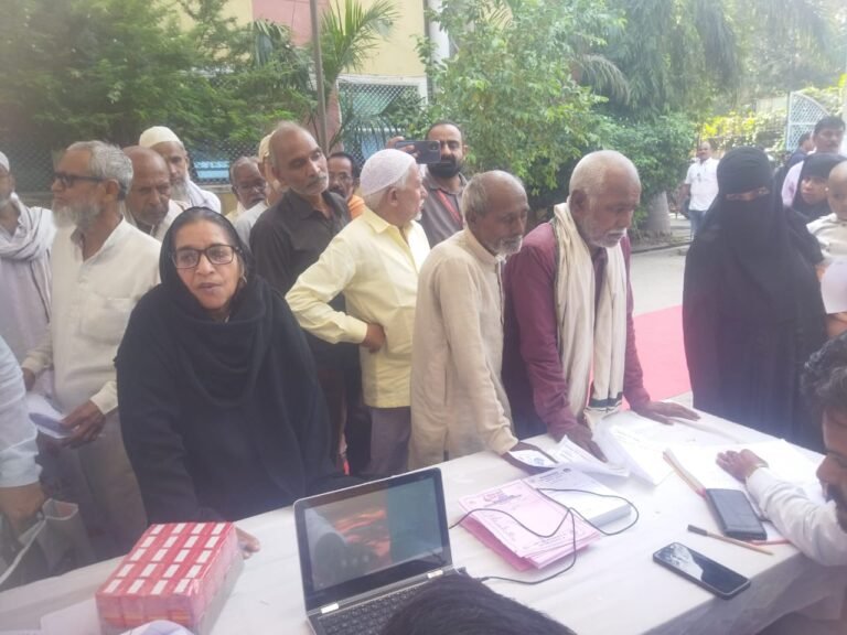 विश्व मानसिक स्वास्थ्य दिवस पर आयुर्वेदिक कॉलेज में मानसिक स्वास्थ्य शिविर का आयोजन