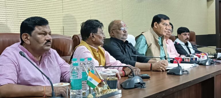 उत्तर से दक्षिण और पूरब से पश्चिम तक सरदार पटेल ने भारत को किया  एकजुट :– ए.के शर्मा