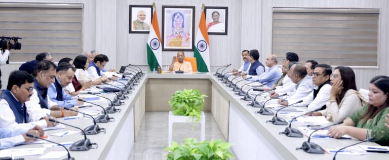 मुख्यमंत्री योगी आदित्यनाथ ने की अयोध्या महायोजना 2031 की समीक्षा, कहा, अयोध्या का विकास भव्यता, आस्था और आधुनिकता का संतुलित मॉडल बने