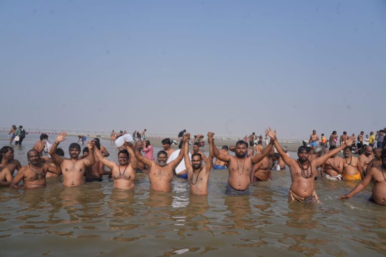 प्रयागराज में तमिल प्रतिनिधिमंडल का भव्य स्वागत और आस्था से भरा दिव्य अनुभव