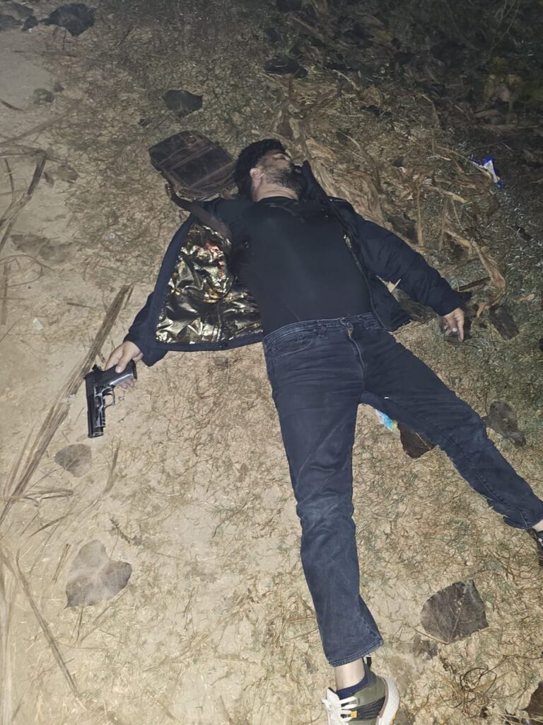 एसटीएफ से  मुठभेड़ में एक लाख का इनामी सिराज अहमद हुआ ढेर