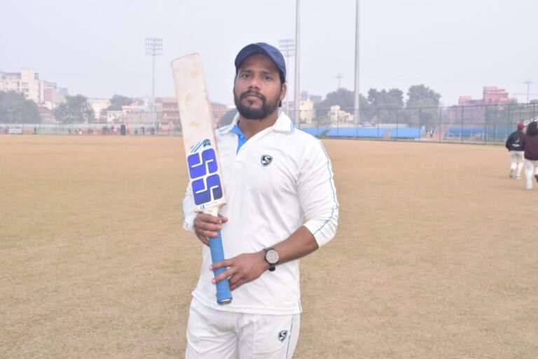 संतोष का शानदार अर्द्धशतक, पराड़कर एकादश 49 रन से जीता