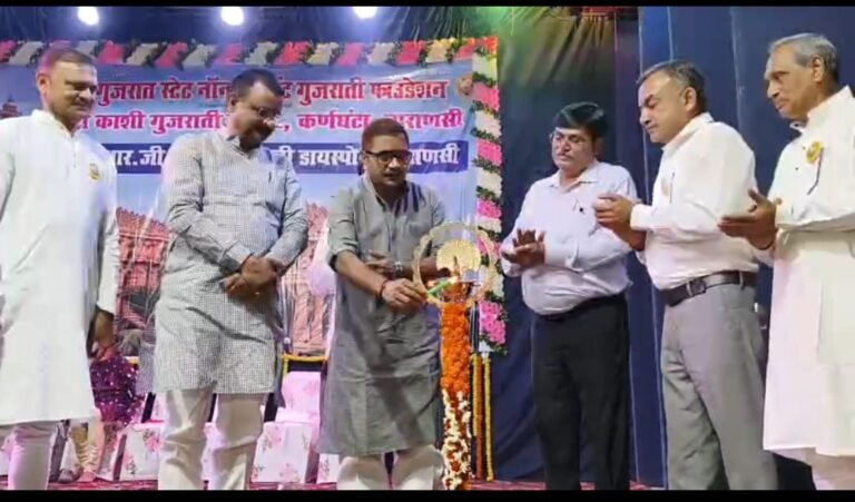 काशी गुजराती समाजके होली मिलन कार्यक्रम में दिखा मिनी भारत की झलक, तारक मेहता के उल्टा चश्मा के कलाकारों ने लोगों को ठहाके लगाने को किया मजबूर