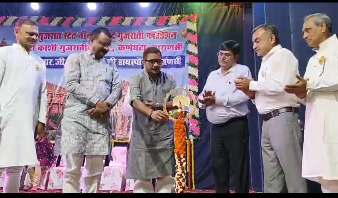 काशी गुजराती समाजके होली मिलन कार्यक्रम में दिखा मिनी भारत की झलक, तारक मेहता के उल्टा चश्मा के कलाकारों ने लोगों को ठहाके लगाने को किया मजबूर