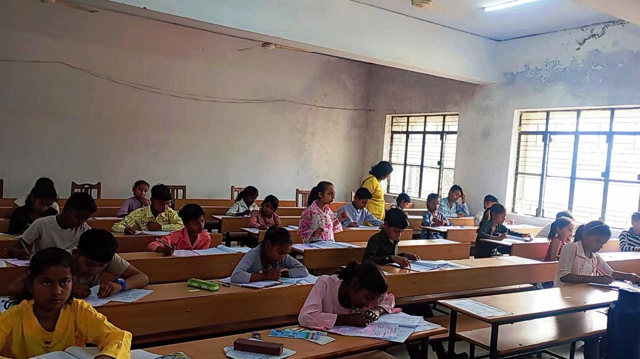 पहली बार पूरे प्रदेश में एक ही दिन हुई अटल आवासीय विद्यालय प्रवेश परीक्षा