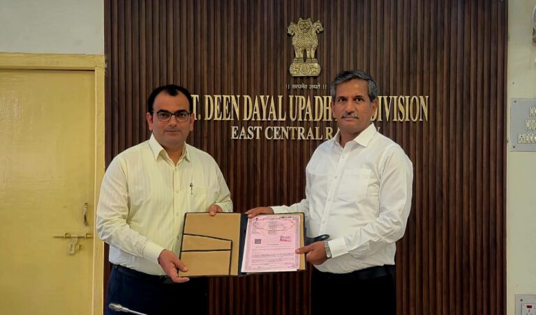 रेलवे कालोनियों में मिलेगा पाइप्ड नेचुरल गैस गेल करेगा आपूर्ति, हुआ समझौता