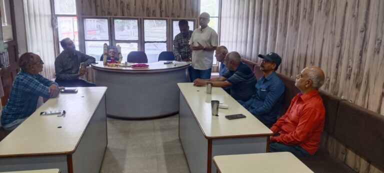 गहन विचारक एवं संवेदनशील इंसान थे जलेश्वर उपाध्याय काशी पत्रकार संघ में आयोजित शोक सभा में