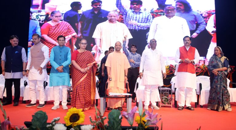 चैत्र नवरात्रि में पूरी हुई मन की मुराद, मुख्यमंत्री के हाथों मिला सुविधाओं का लाभ