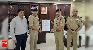 लखनऊ:- उत्तर प्रदेश पुलिस को मिला ISO प्रमाण पत्र, तकनीकी सेवाओं को मिली बड़ी उपलब्धि