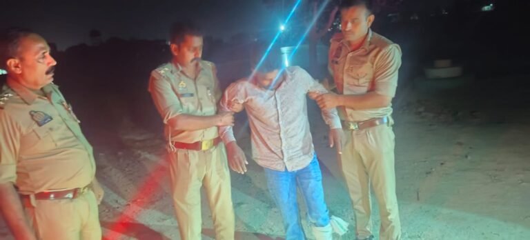 बलिया के  बाँसडीह  पुलिस  ने मुठभेड़ के बाद 25000  के इनामिया अपराधी को किया किया गिरफ्तार