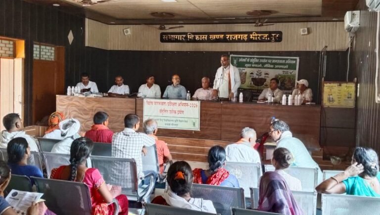 भारतीय सब्जी अनुसंधान संस्थान द्वारा संतुलित उर्वरकों के उपयोग अभियान का आयोजन