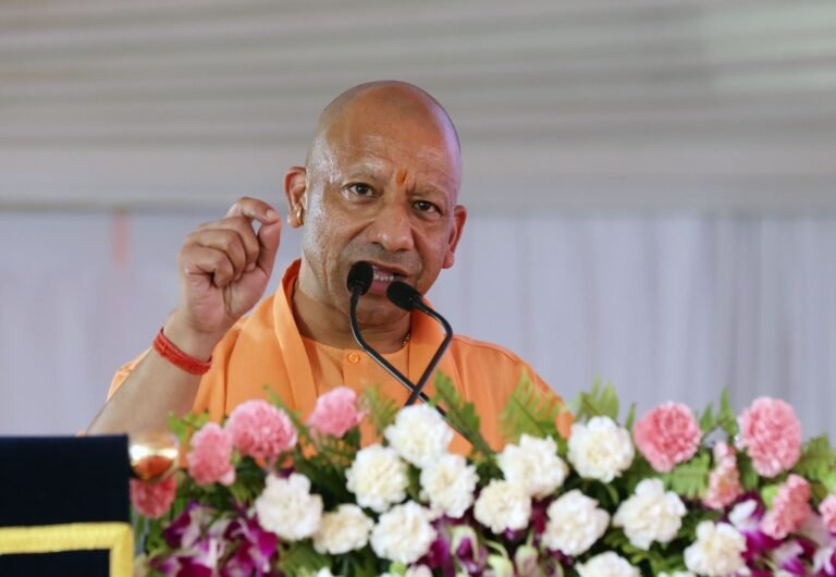 स्वस्थ महिला, शिक्षित किशोरी और टीबी मुक्त समाज हेतु संकल्प के साथ किया गया जागरूक