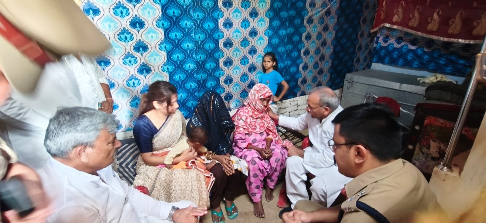 मुख्यमंत्री राहत कोष से मिली मदद, पीड़ित परिवार को मिला संबल