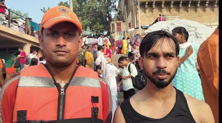 NDRF  ने बचाई डूबते  युवक की जान