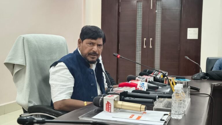 राम मंदिर बढ़ावा चोर और पेपर लीक वाले जाएंगे जेल