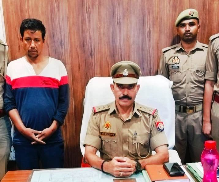 चोरी की मोटरसाइकिल एवं मोपेड सहित शातिर चोर गिरफ्तार