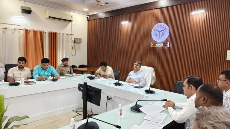 सरकारी योजनाओं का लाभ उद्यमियों को प्राथमिकता पर उपलब्ध कराएं-सत्येंद्र कुमार