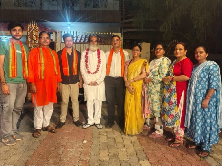 काशी के सनातनी ने पूर्ण की 3500 किमी नर्मदा परिक्रमा, हुआ भव्य स्वागत