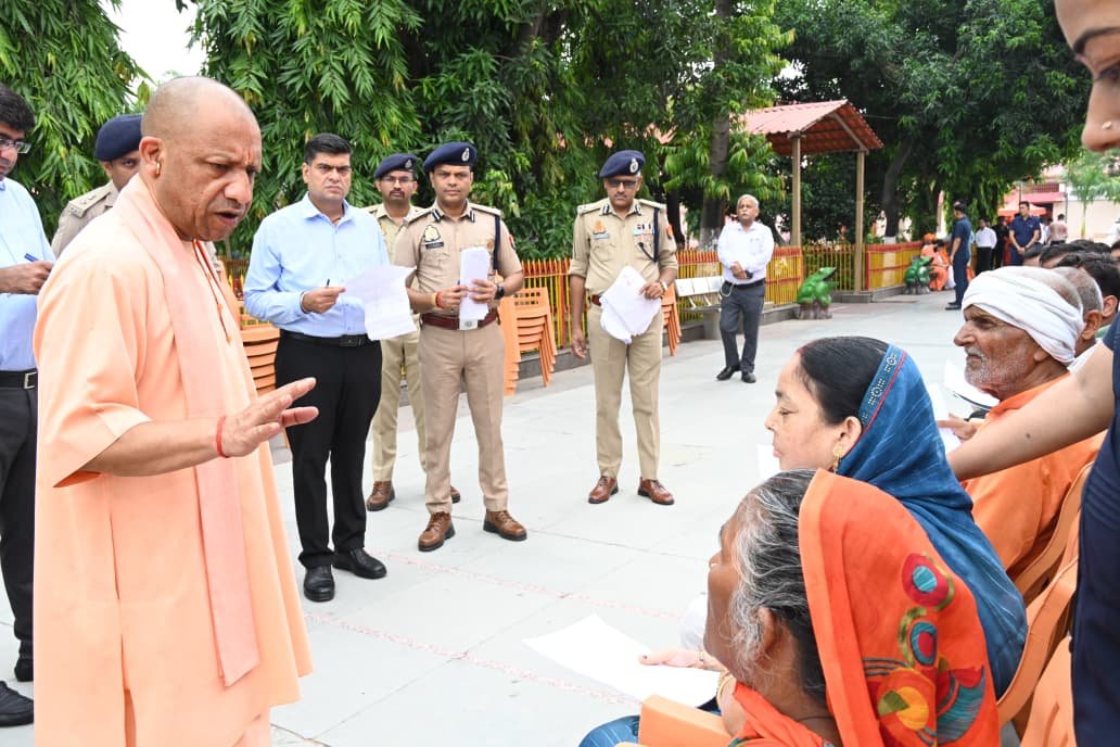 मत करें चिंता, सबकी समस्या पर होगी प्रभावी कार्रवाई : सीएम योगी