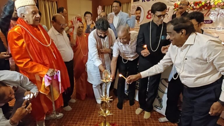 सेवा ही  संकल्प के साथ रोटरी क्लब बनारस का 82वां पदस्थापन समारोह धूमधाम से संपन्न