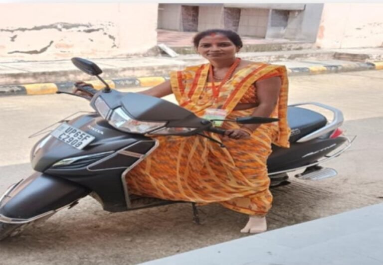 घूंघट की चौखट से आत्मनिर्भरता तक: उर्मिला ने बदली अपनी तकदीर, गांव की महिलाओं के लिए बनीं मिसाल