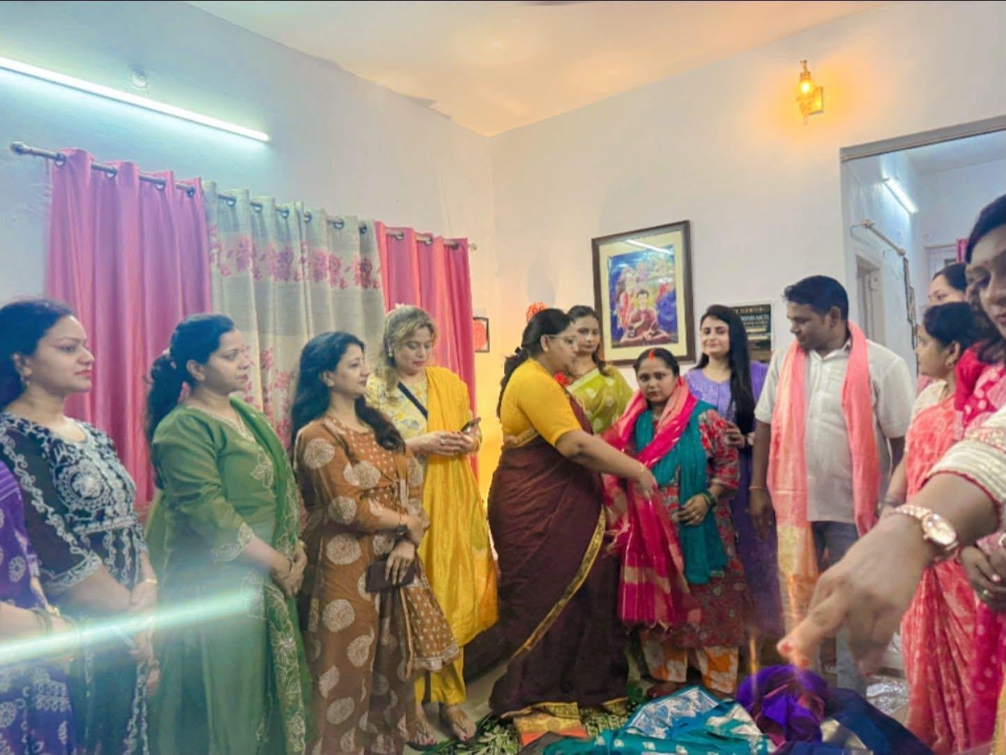 बुनकरों की कला केवल कपड़ा नहीं बुनती, बल्कि हमारी प्राचीन संस्कृति और परंपराओं को जीवित रखती है