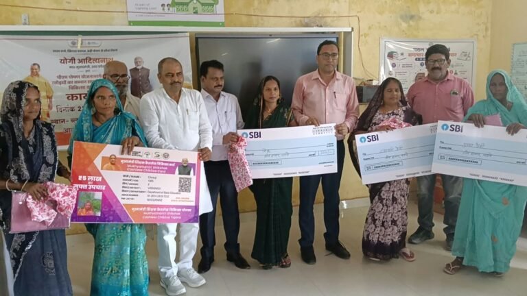 आराजी लाइन बीआरसी पर रसोइयों का सम्मान, मानदेय वृद्धि पर जताई खुशी