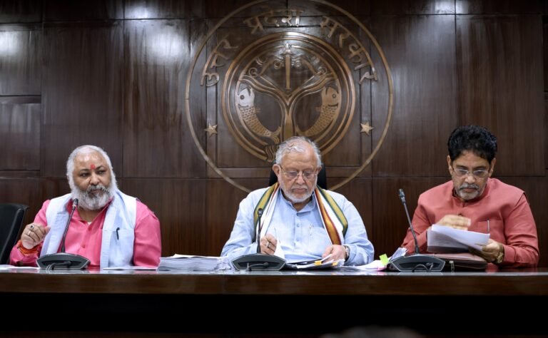 योगी सरकार का बड़ा फैसला, मैनपुरी में विकसित होगा मयंक ऋषि पक्षी विहार