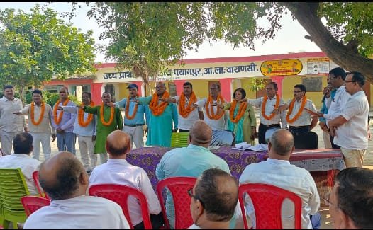 आराजी लाइन में जूनियर हाईस्कूल शिक्षक संघ का त्रैवार्षिक अधिवेशन सम्पन्न, आनंद सिंह अध्यक्ष व नंदलाल बने मंत्री