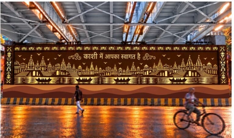 एयर शो के लिए संवर रही काशी, दीवारों पर उकेरी जा रही गंगा घाटों की छटा